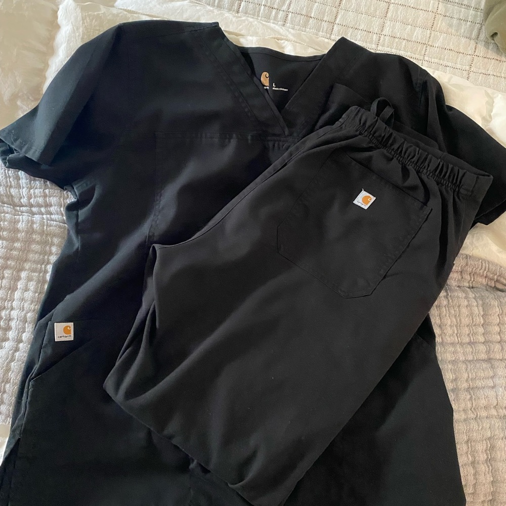 Carhartt Black Scrub Set